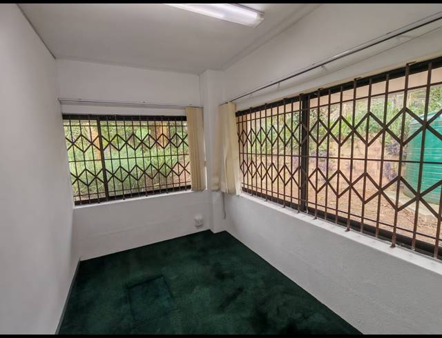 393M² BUSINESS FOR SALE IN WESTVILLE